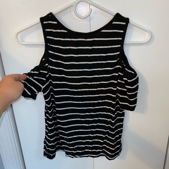 Top - Picture 3 of 4